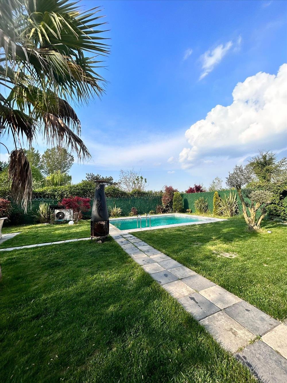 B316-2 Jakuzili Havuzlu Bungalov